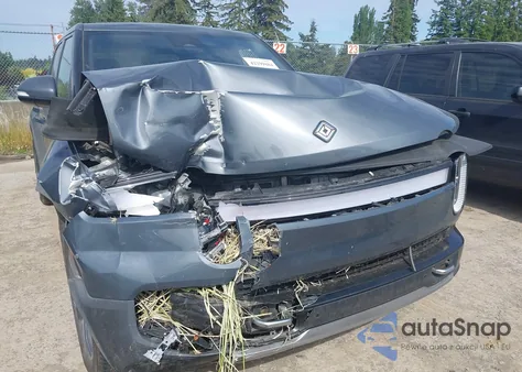 2022 Rivian R1T Adventure из США, поврежденный, VIN 7FCTGAAA4NN007706